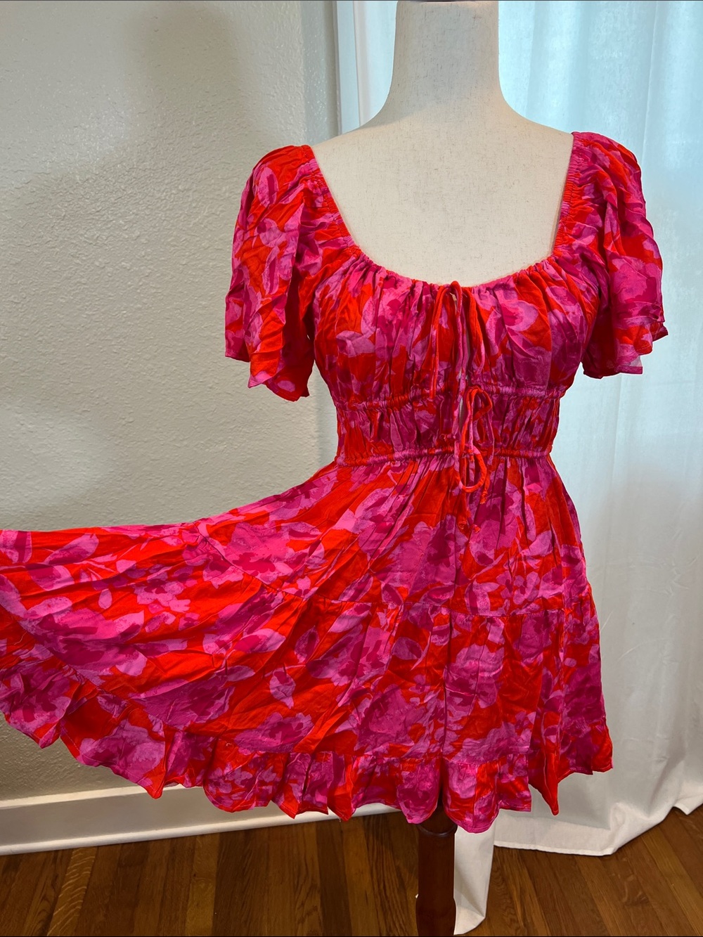 Olivaceous Red & Fuchsia Floral Mini Dress. Size M. NWT. - Picture 6 of 8